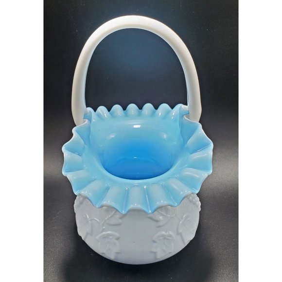 Kanawha VTG Cased Milk Glass Ruffled Bride Basket Grapevine Design White & Blue - Picture 4 of 7